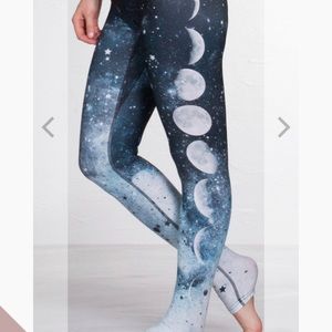 🌗🌑 Moon phase yoga leggings